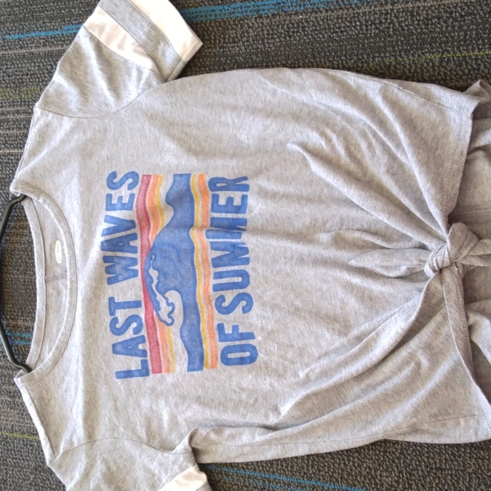 3/$15 last waves of summer shirt